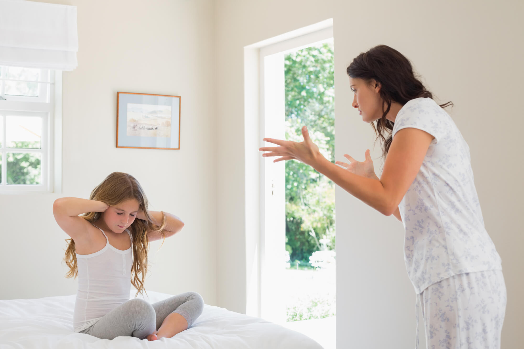 mom yelling at daughter